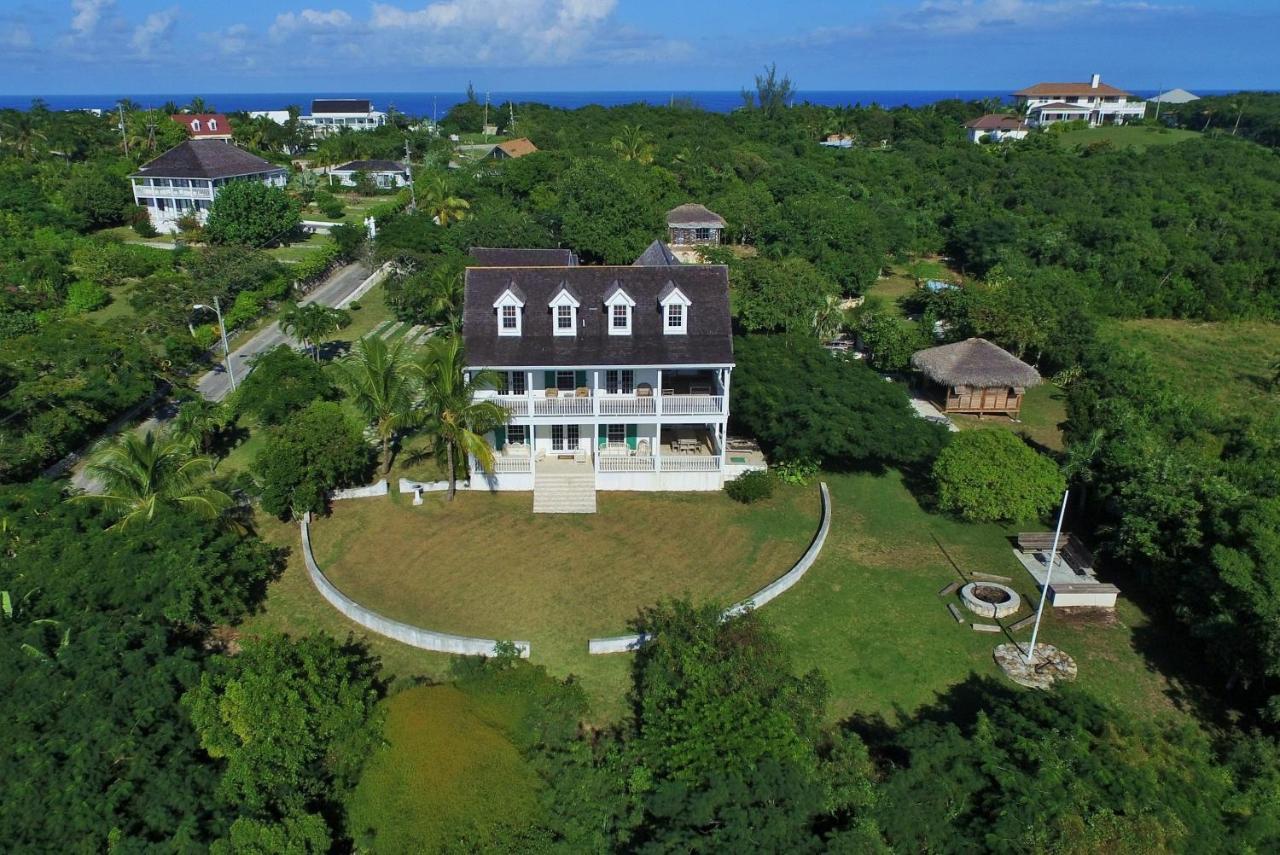 Buccaneer Hill Home Governor's Harbour Exterior photo